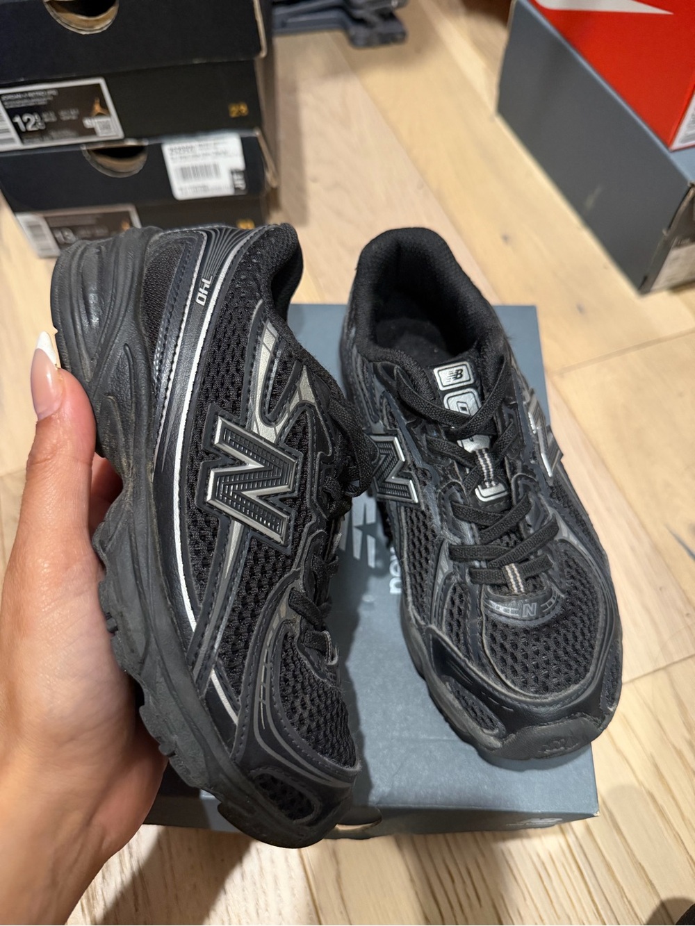 New Balance Kids Black Mesh Athletic Running Shoes with Reflective Accents